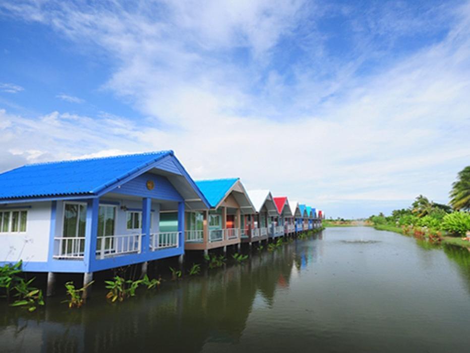 Baan Chay Namm Resort Bangkok Luaran gambar