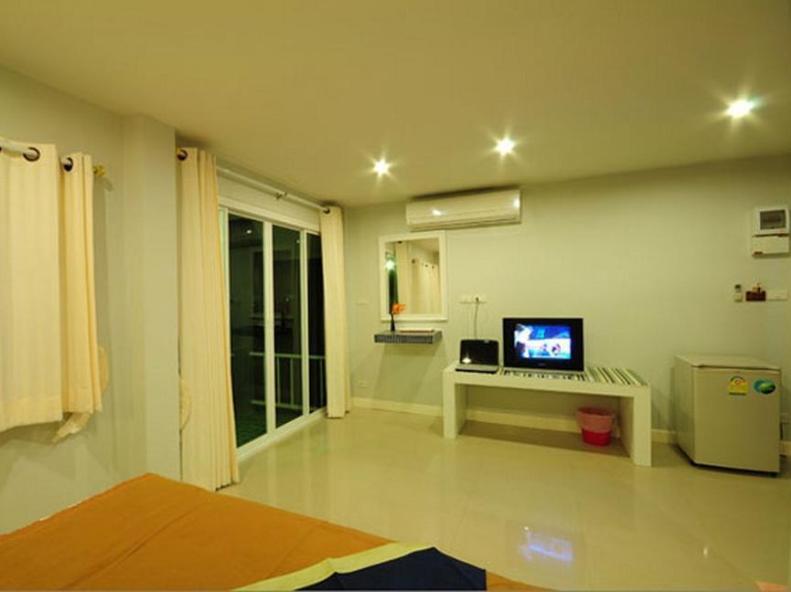 Baan Chay Namm Resort Bangkok Luaran gambar