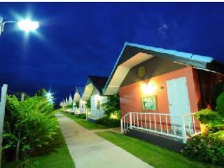 Baan Chay Namm Resort Bangkok Luaran gambar